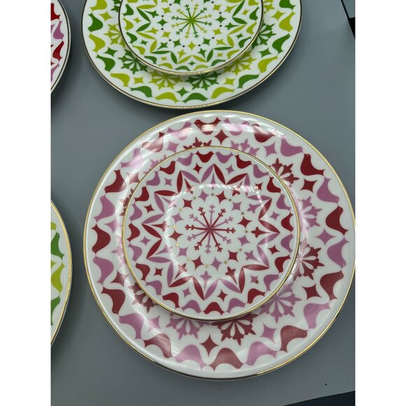 8-Piece Kate Spade NY Luncheon & Tidbit / Appetizer Plates Set Holly Heights - Picture 7 of 11